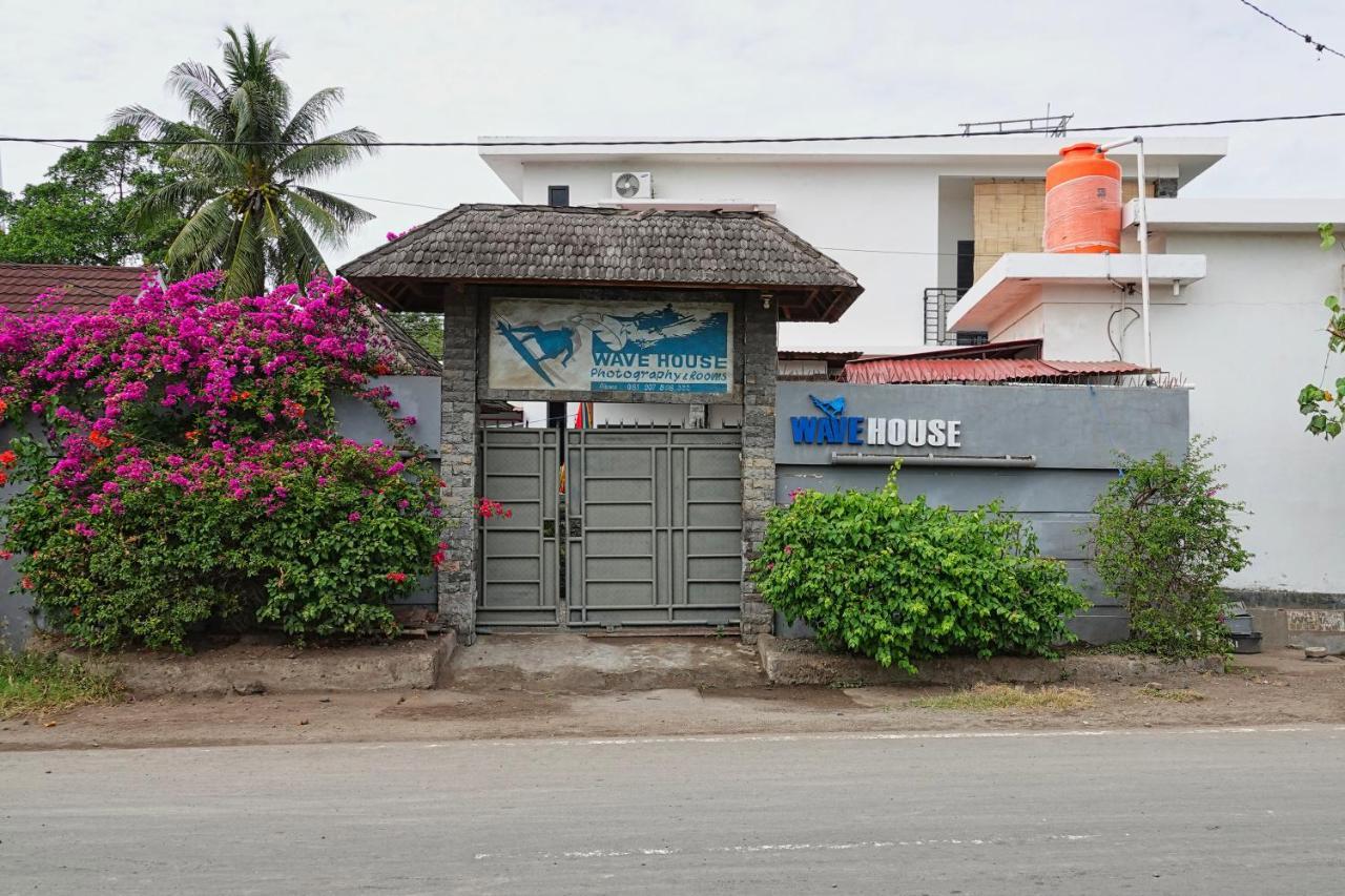 Wave House Gerupuk South Lombok Bed & Breakfast Praya Bagian luar foto