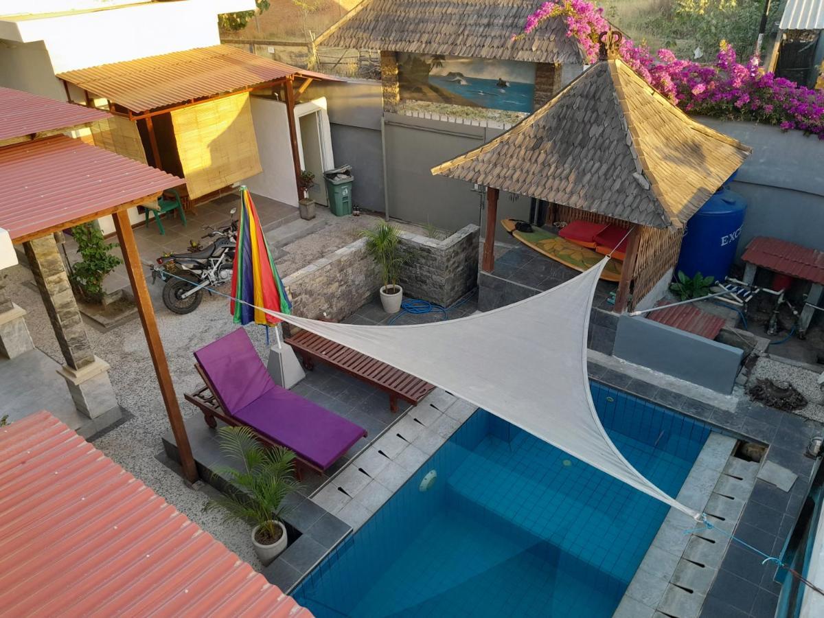 Wave House Gerupuk South Lombok Bed & Breakfast Praya Bagian luar foto