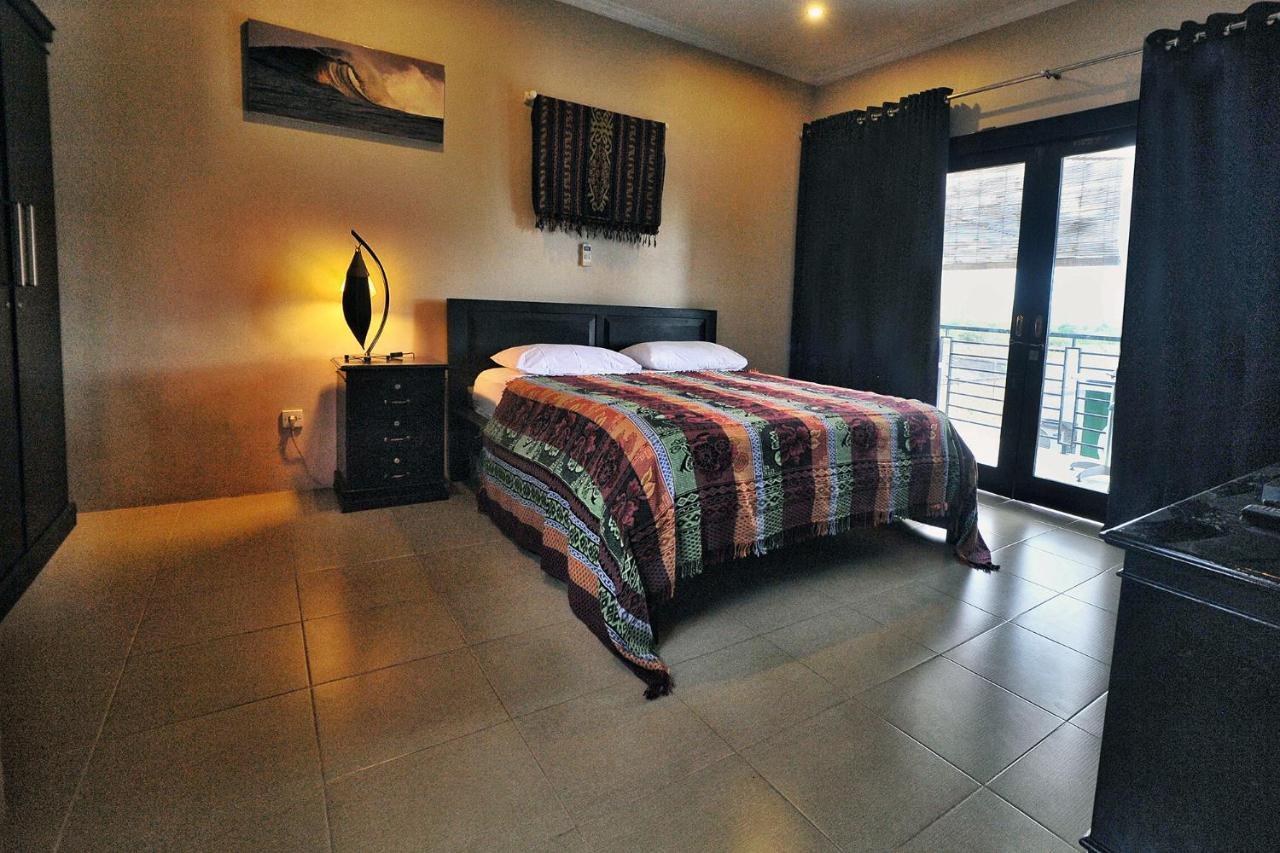 Wave House Gerupuk South Lombok Bed & Breakfast Praya Bagian luar foto